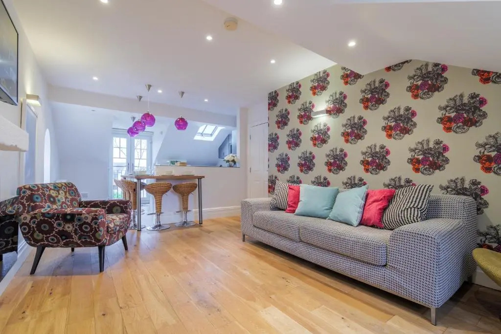 Cunsey, Penthouse Apartment Windermere