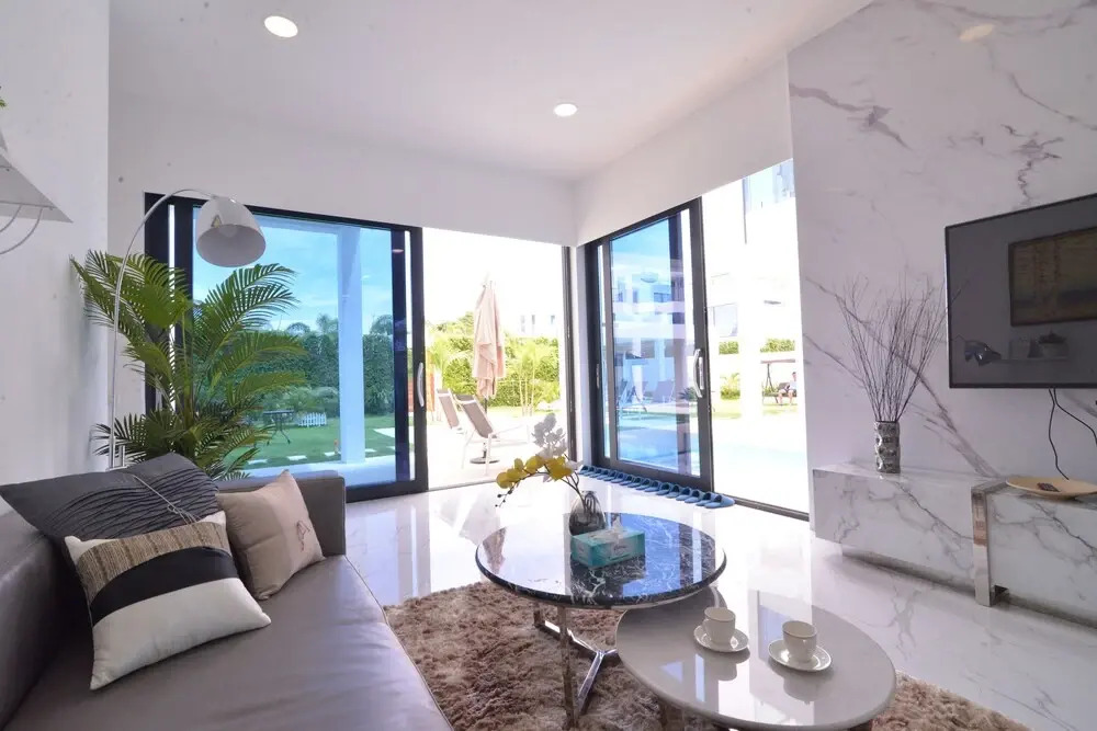Villa with Shared Pool in Central Pattaya - Palmc16