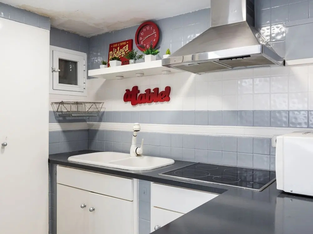 Waterfront Apartment in Playa de Aro With Patio