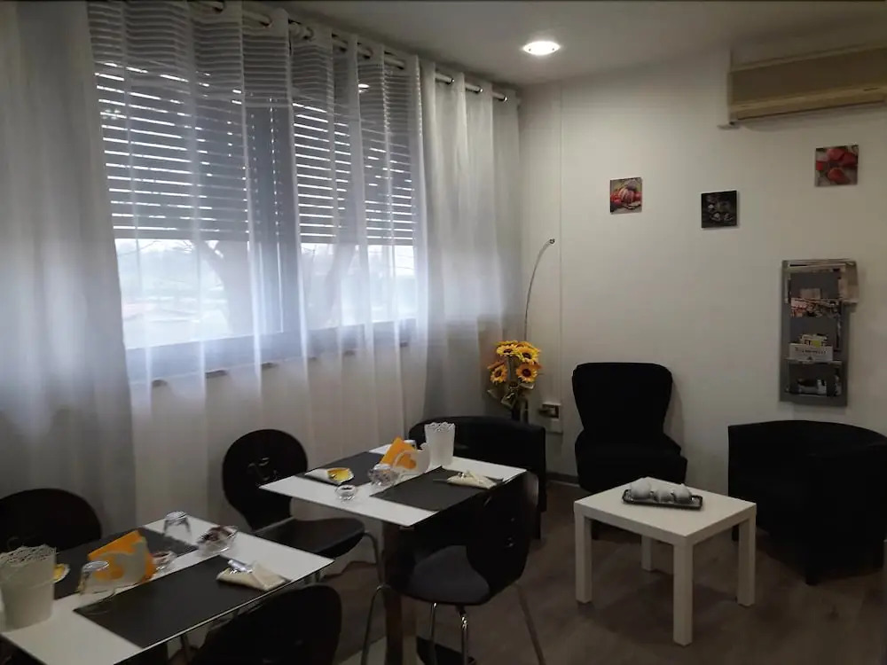 Dolce Vita Lovely Suites
