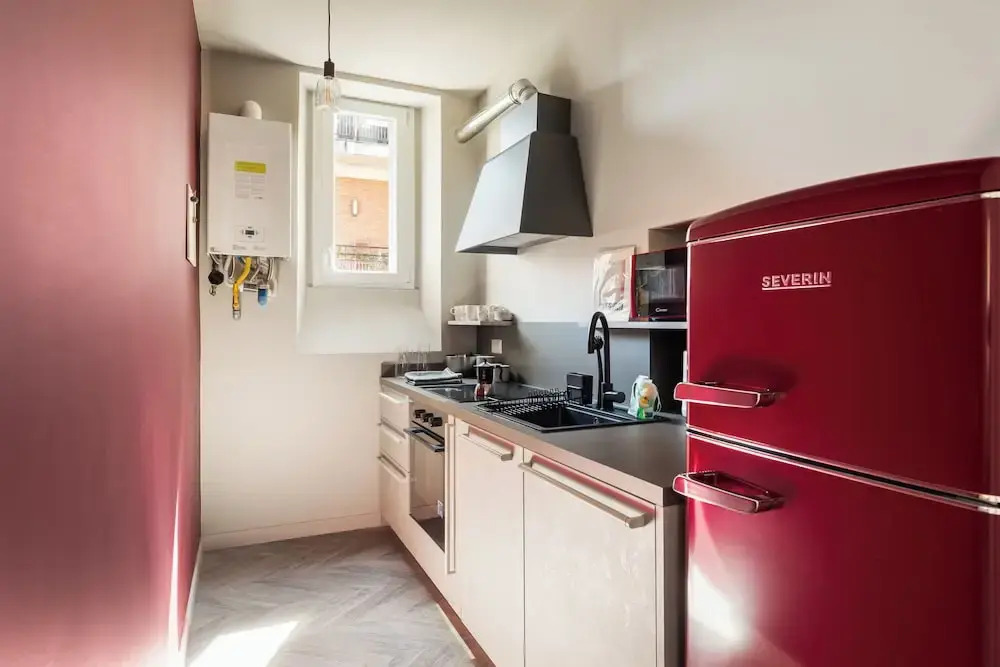 Vatican Lovely And New 2 Br Apartment