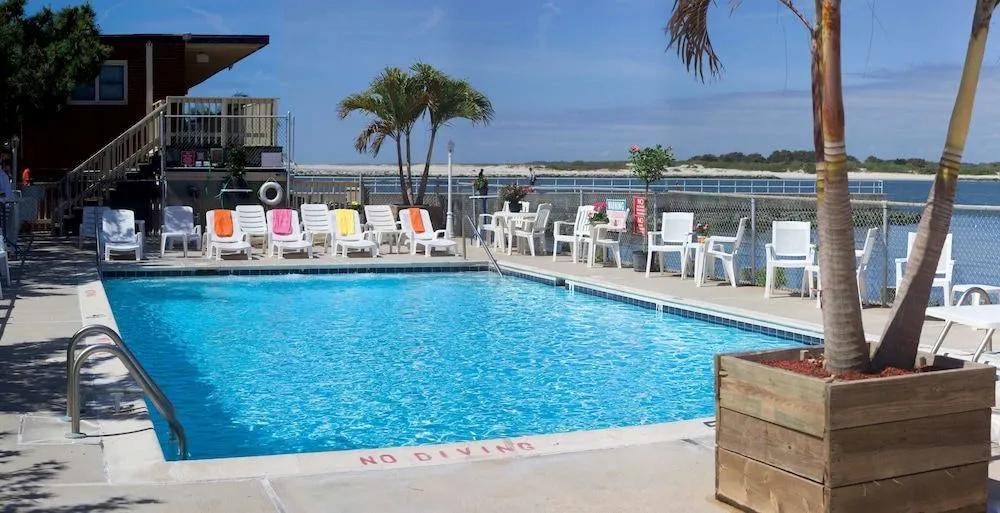 Oceanic Motel