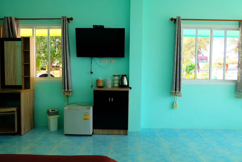 Colour Beach Resort