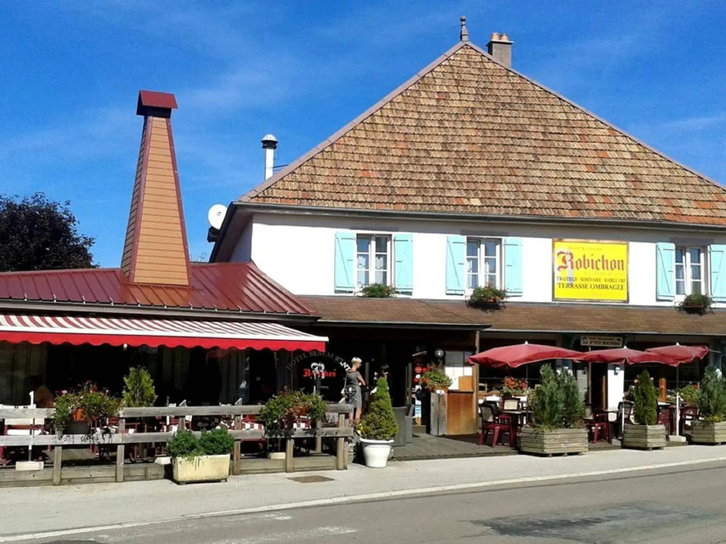 Logis Hôtel Restaurant Robichon