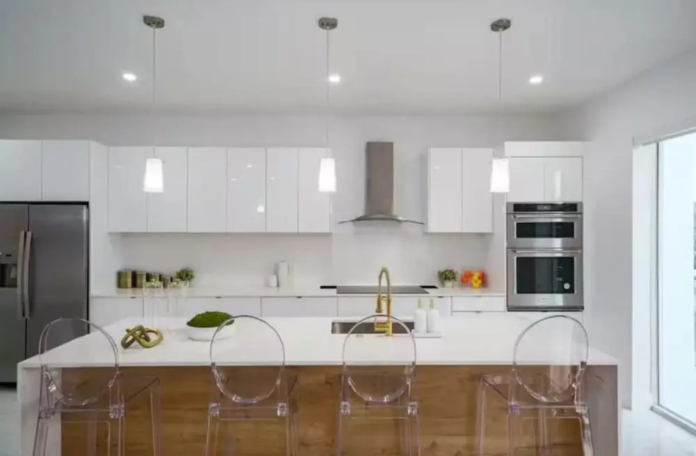 Villa 3 Min Walk to Beach Pool