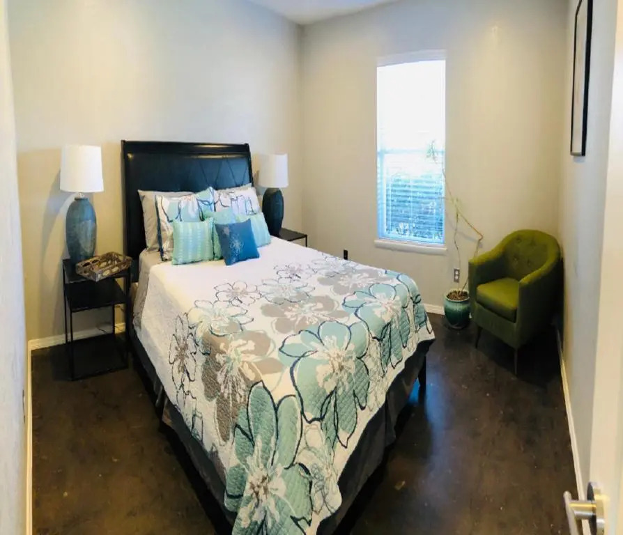 OU-2 bed 2 bath apartment close to OU