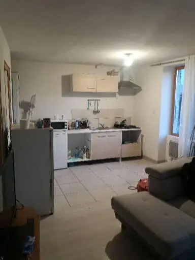 F1 1er étage 3 personnes