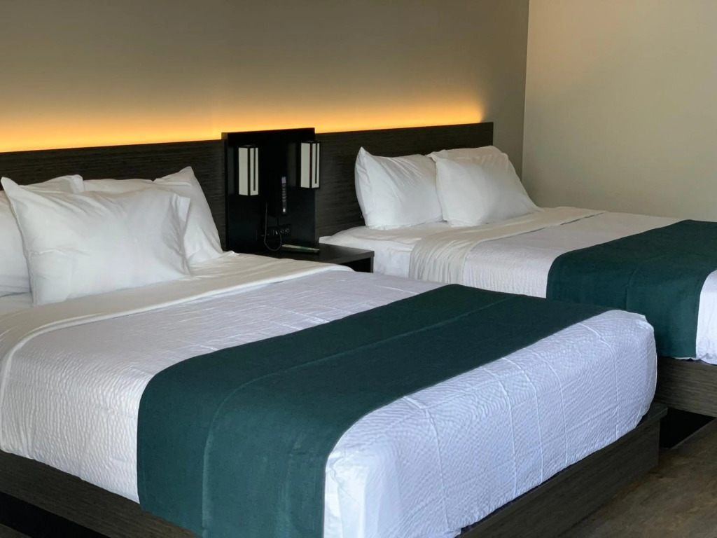 Motel 6 Louisville, Ky- Airport/ Fair Expo