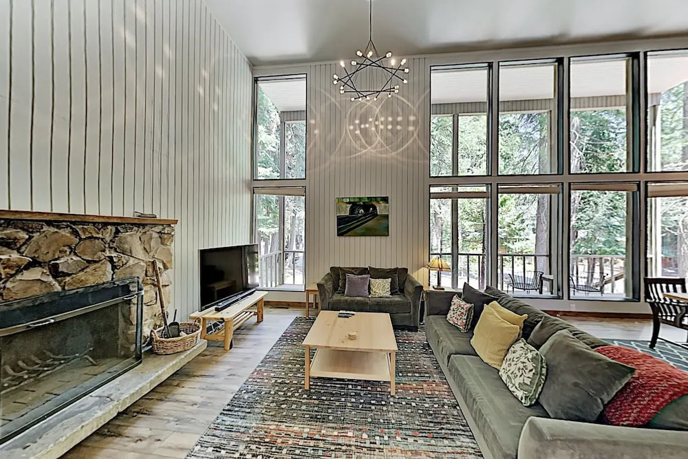 930 Tahoe City - 3 Br Home