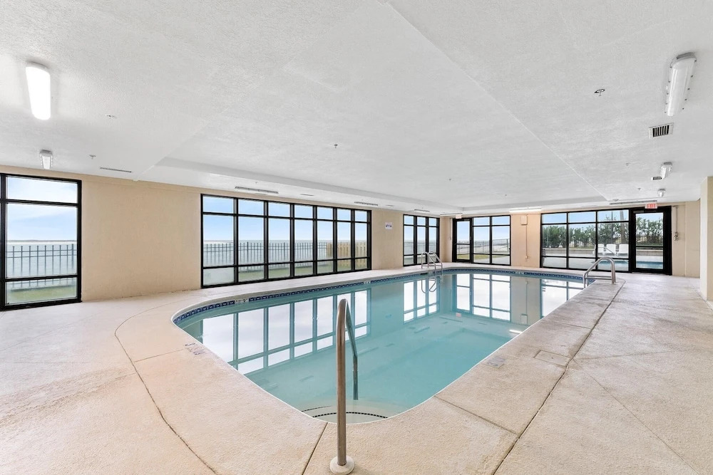 Grand Pointe 401