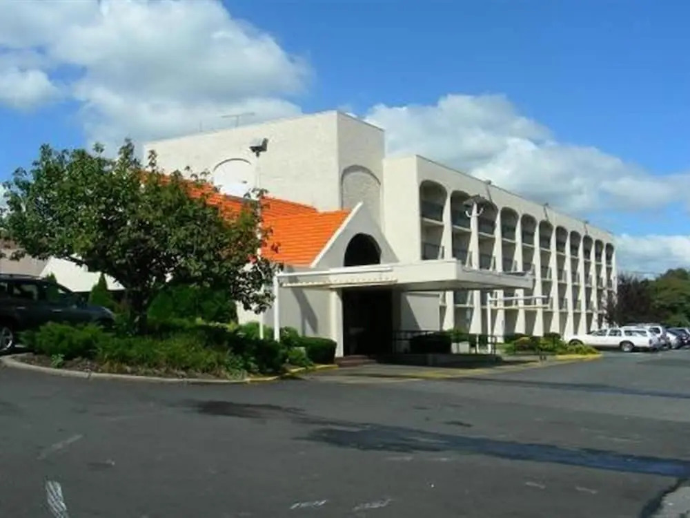 Howard Johnson Clifton