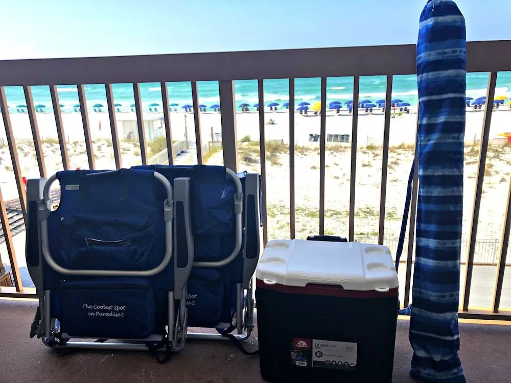 Pelican Beach Resort - Destin Condo Getaways by CLs