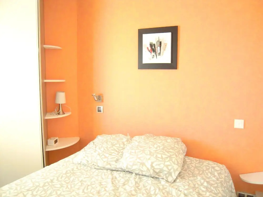 Apartment with One Bedroom in Canet-En-Roussillon, with Wonderful Sea View, Furnished Terrace And Wifi - 70 Km From the Slopes