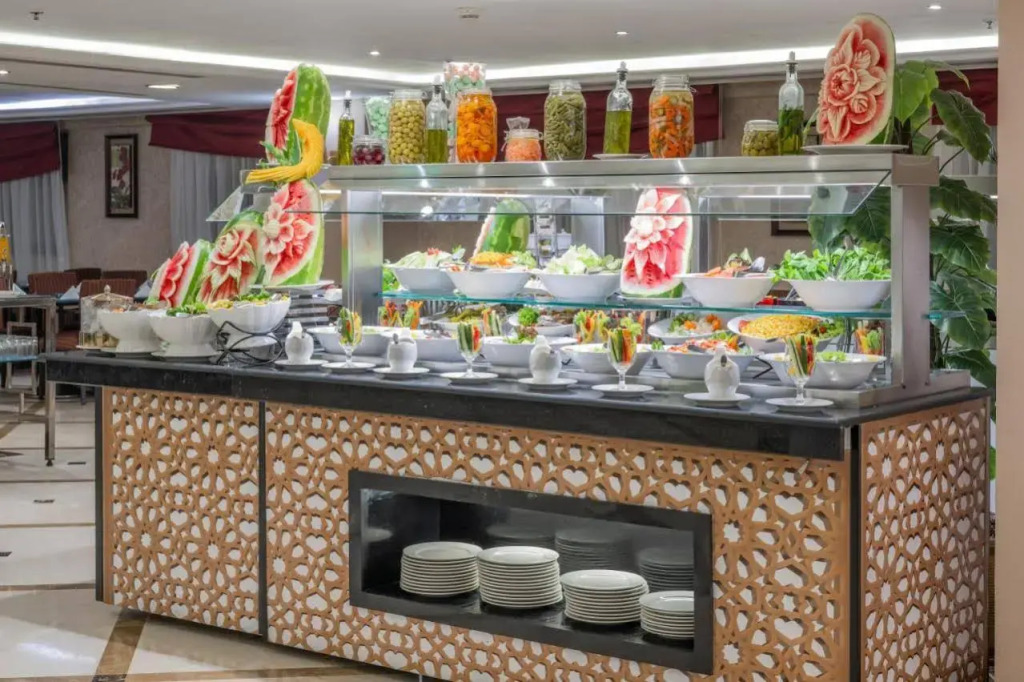 Taiba Front Hotel