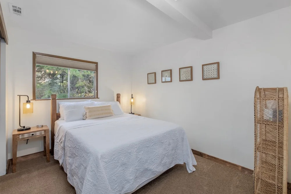 Trobele 3 Bedroom Home by NW Comfy Cabins by RedAwning