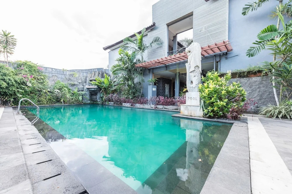 Airy Jimbaran Taman Mulia 8 Bali