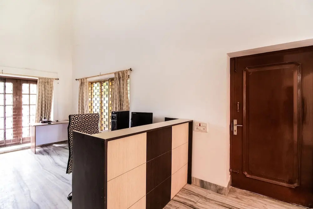 Space Ville by OYO Rooms