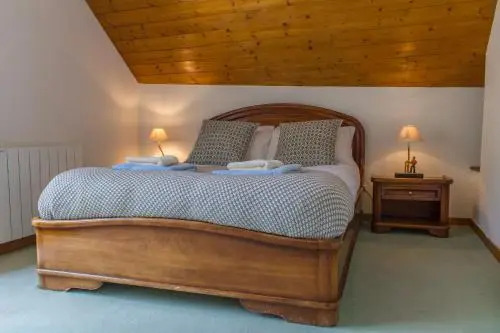 Ski Peak - Chalet Lucette - bijoux style 200m from the piste