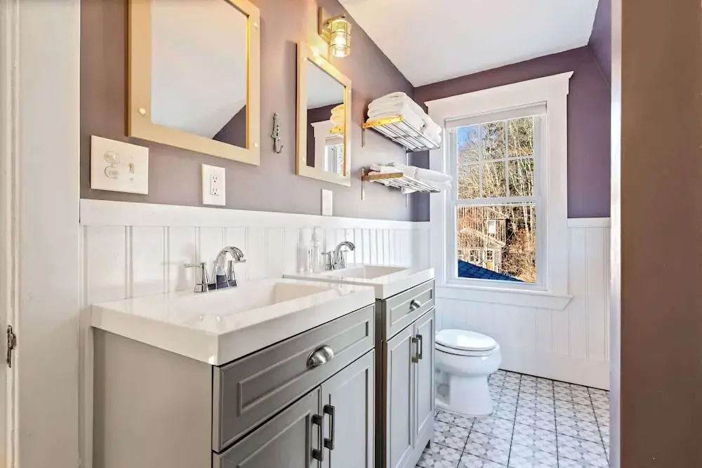 Ogunquit Village 4BR Walk to Beach, Dining & Town Center