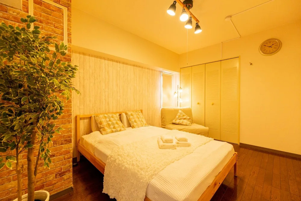 Shinsaibashi Midtown Apartments