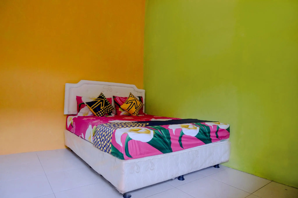 Hotel O Ilyasa Family