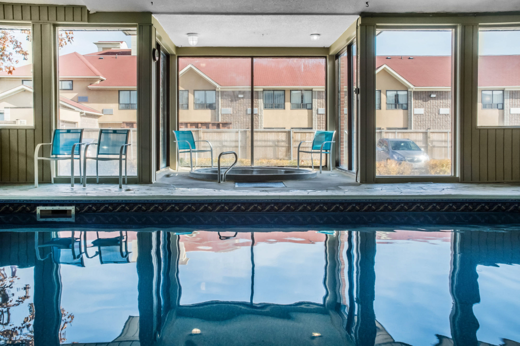 Days Inn by Wyndham Barrie