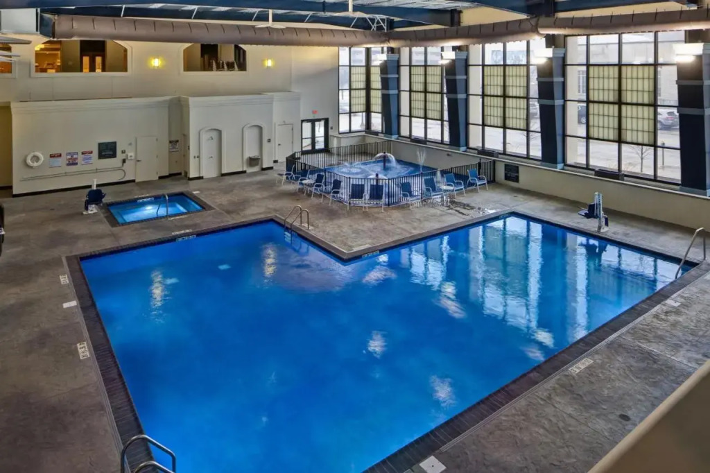 Holiday Inn Peoria-city Centre