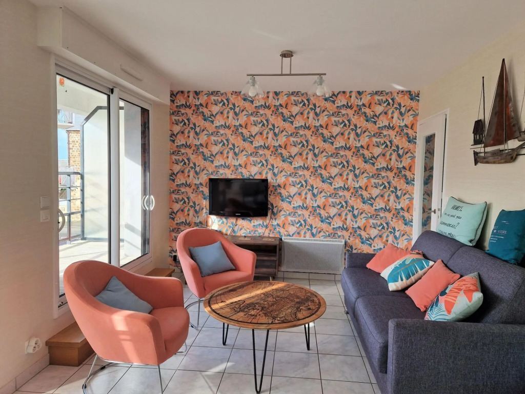 Apartment in Brittany near Sandy Beach