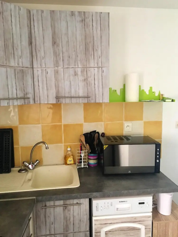 Apartment With one Bedroom in Frontignan, With Wonderful City View and Wifi - 1 km From the Beach
