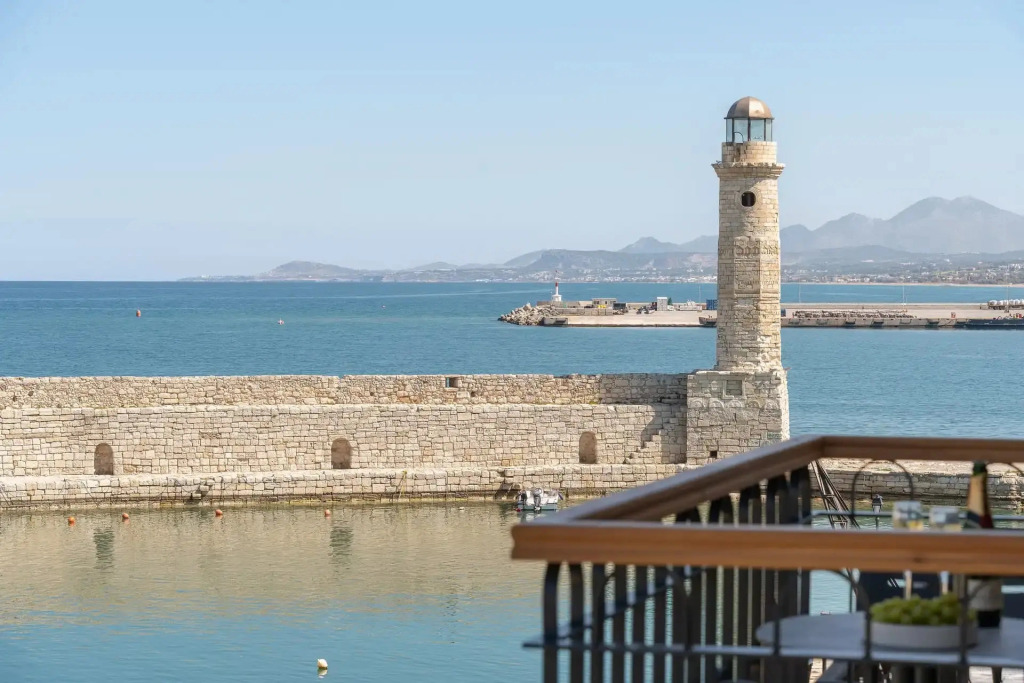 Dea Del Porto Crete Suites