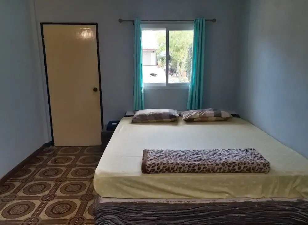 77 Resort