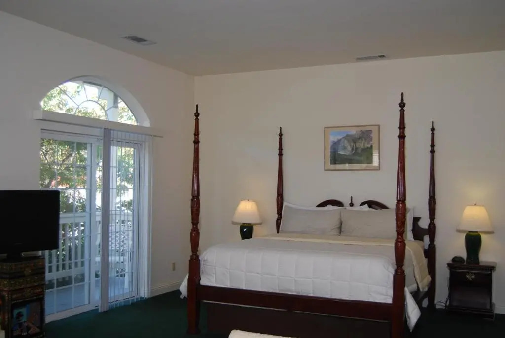 5th Street Inn
