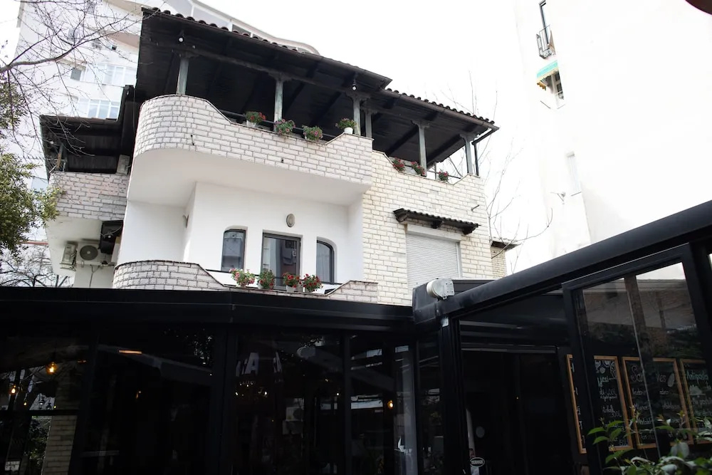 VILA SANREMO