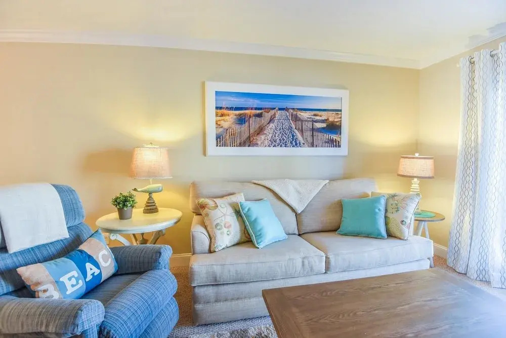 Sea Coast Gardens III 209 Apartment 2