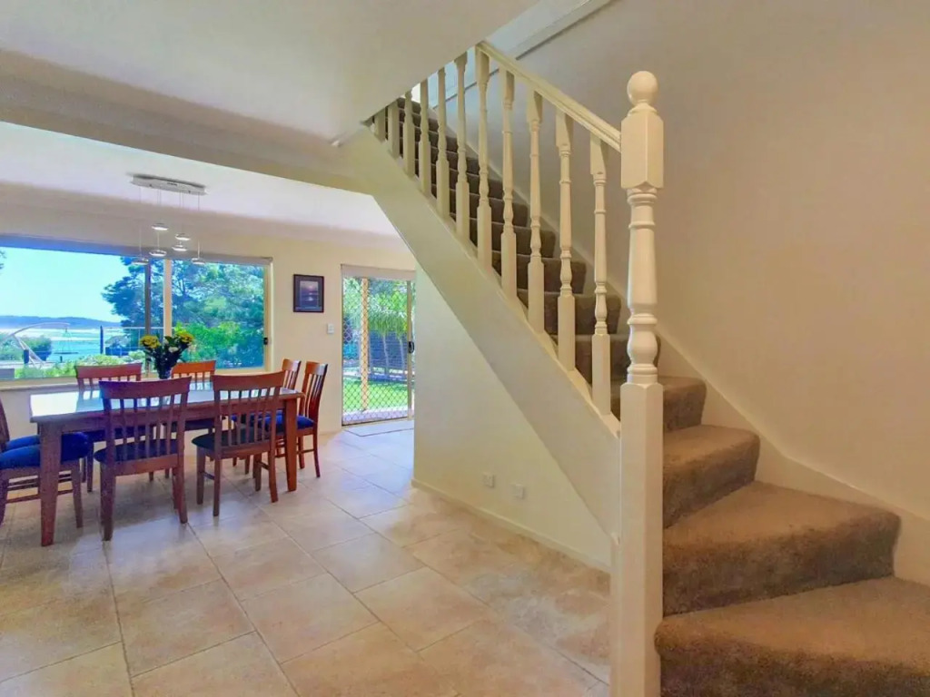 Pelican Beach House - 50m from inlet & playground