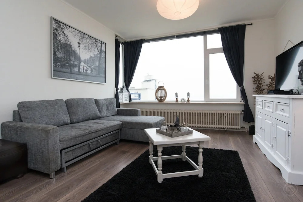 Sea View Apartment