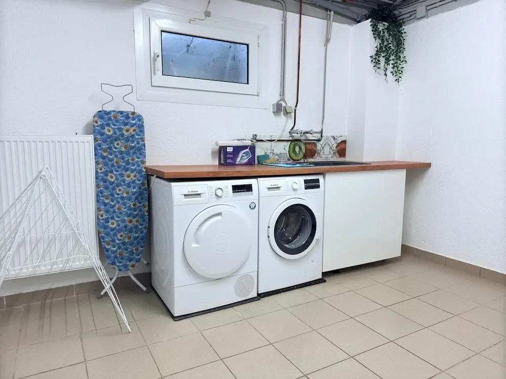 Spacious 4 bedrooms House