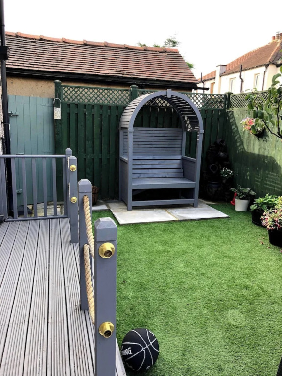 Private Flat in Wrose, Shipley, Bradford