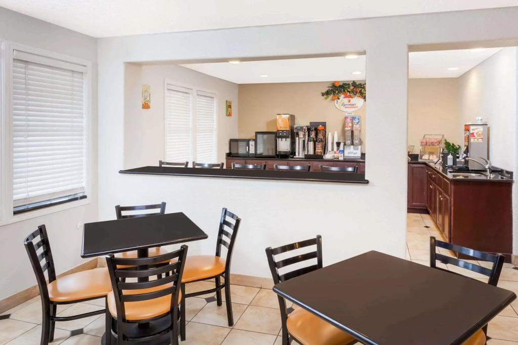 Quality Inn Mishawaka - South Bend