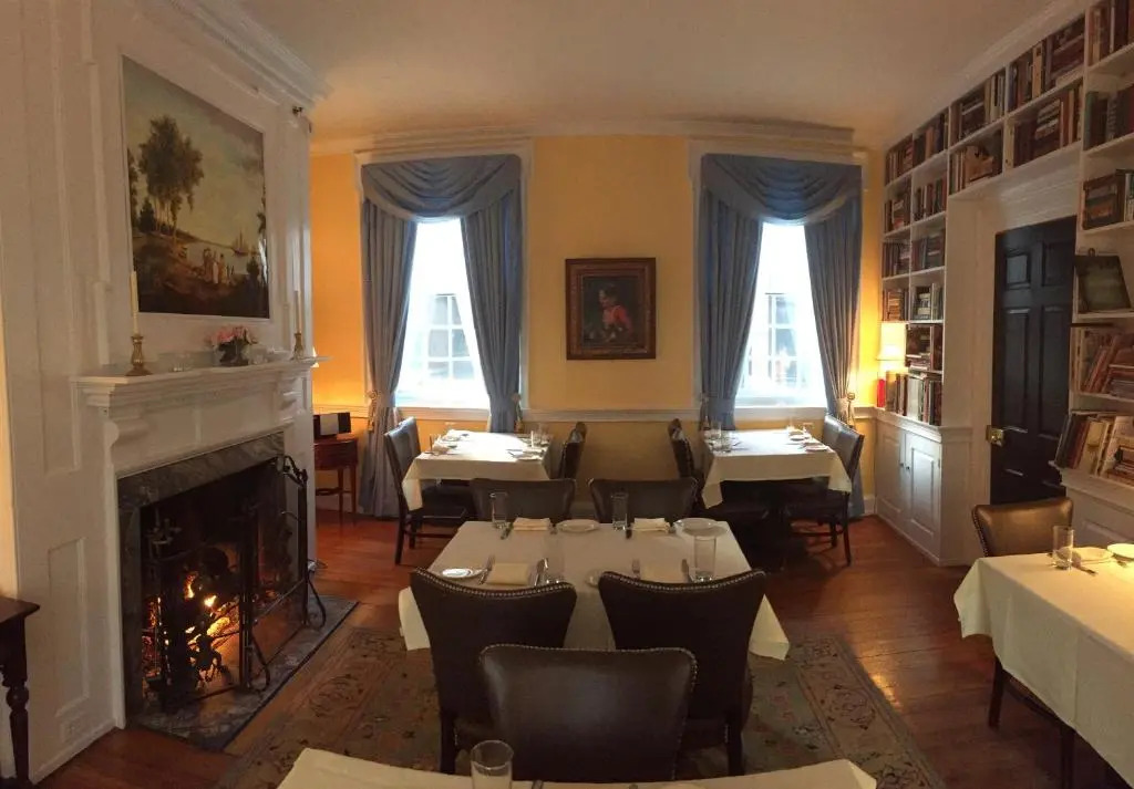 Morris House Hotel