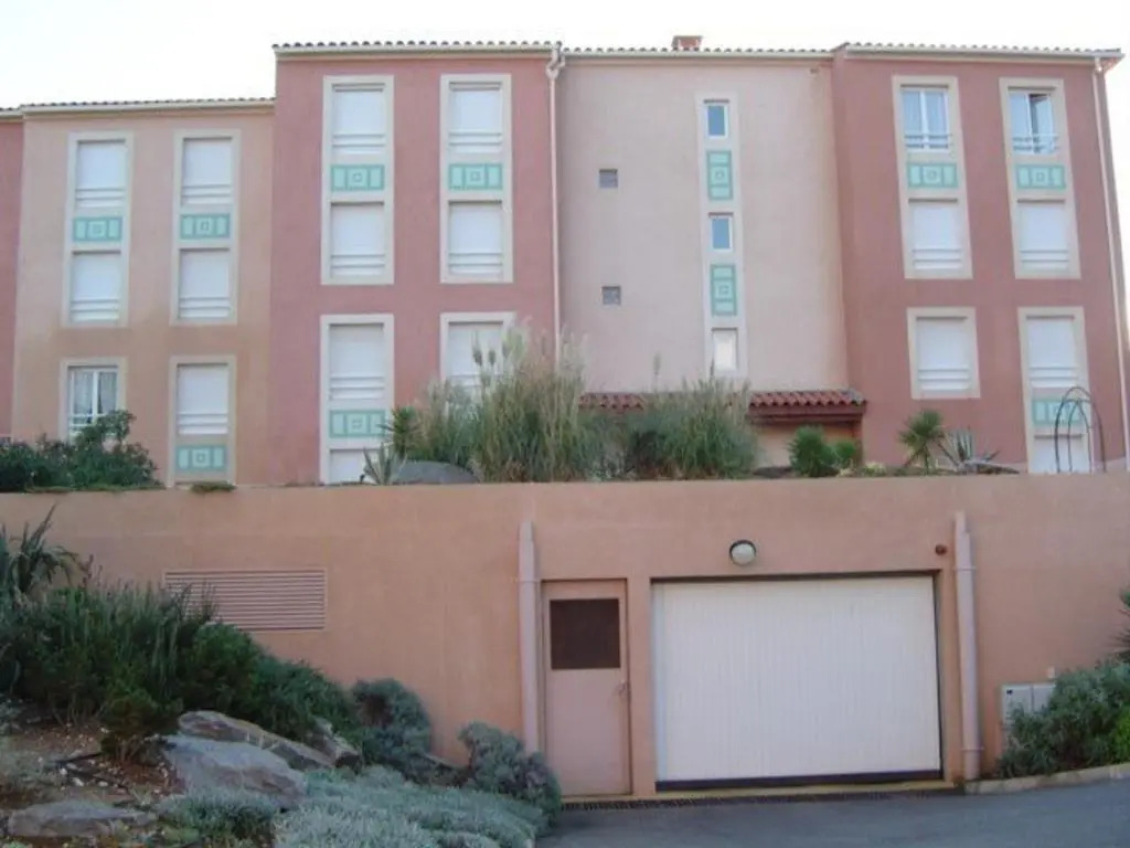 Appartement Bormes-les-Mimosas, 2 pièces, 5 personnes - FR-1-610-12