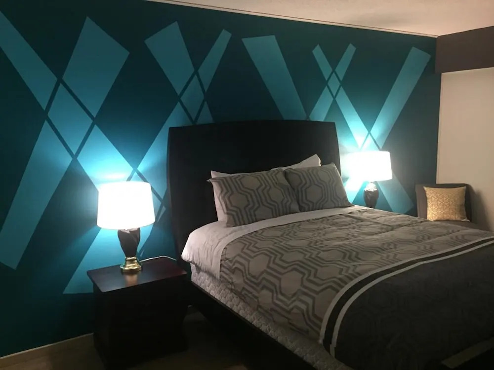 Hamilton Hotel
