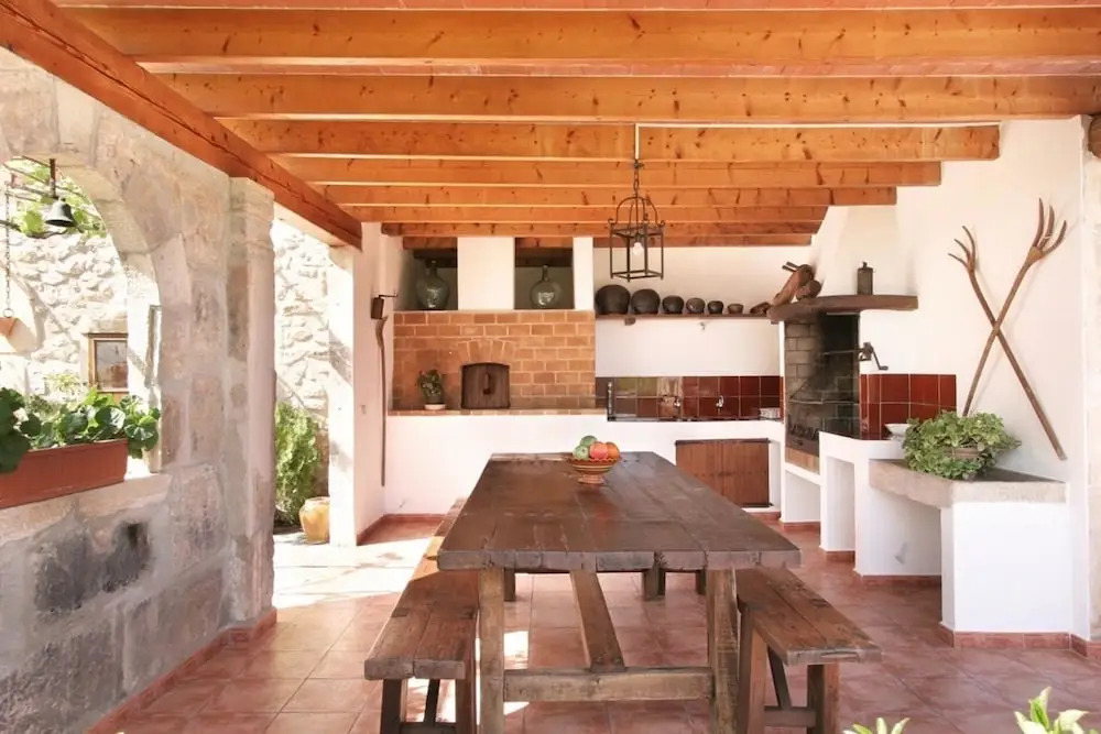 Villa - 5 Bedrooms with Pool - 103159
