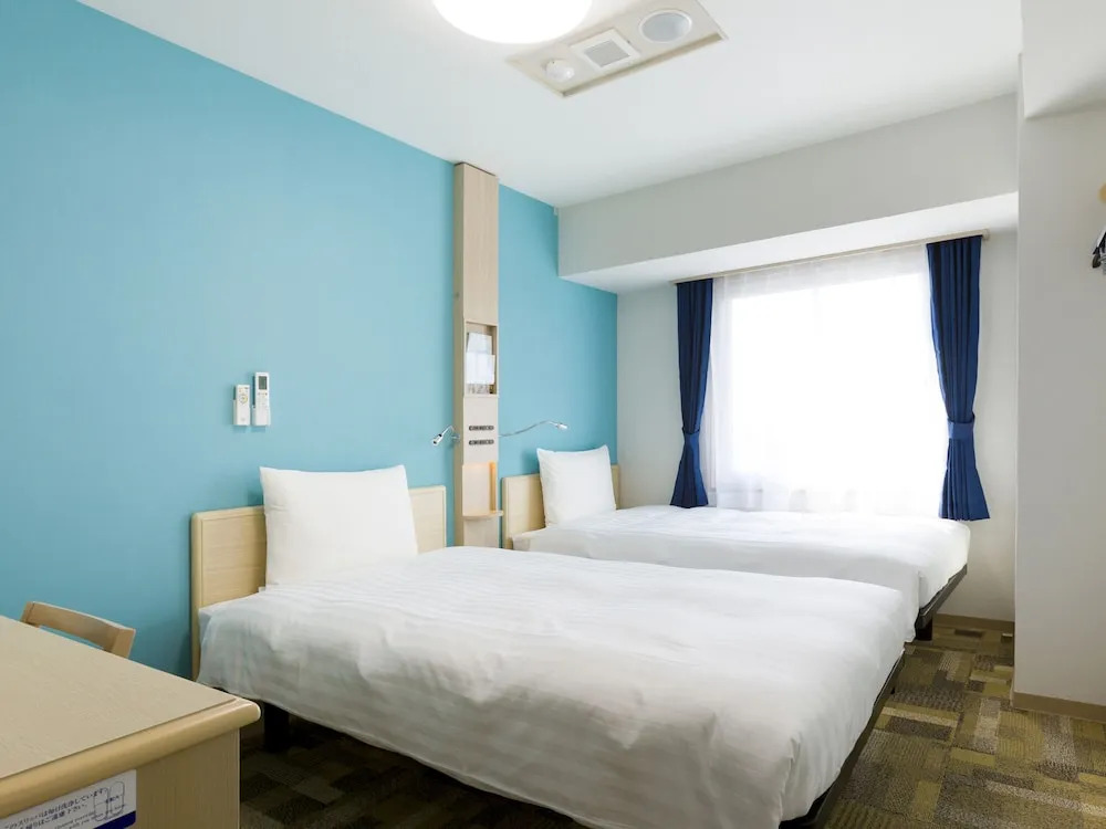 Toyoko Inn Tozai-sen Kiba-eki