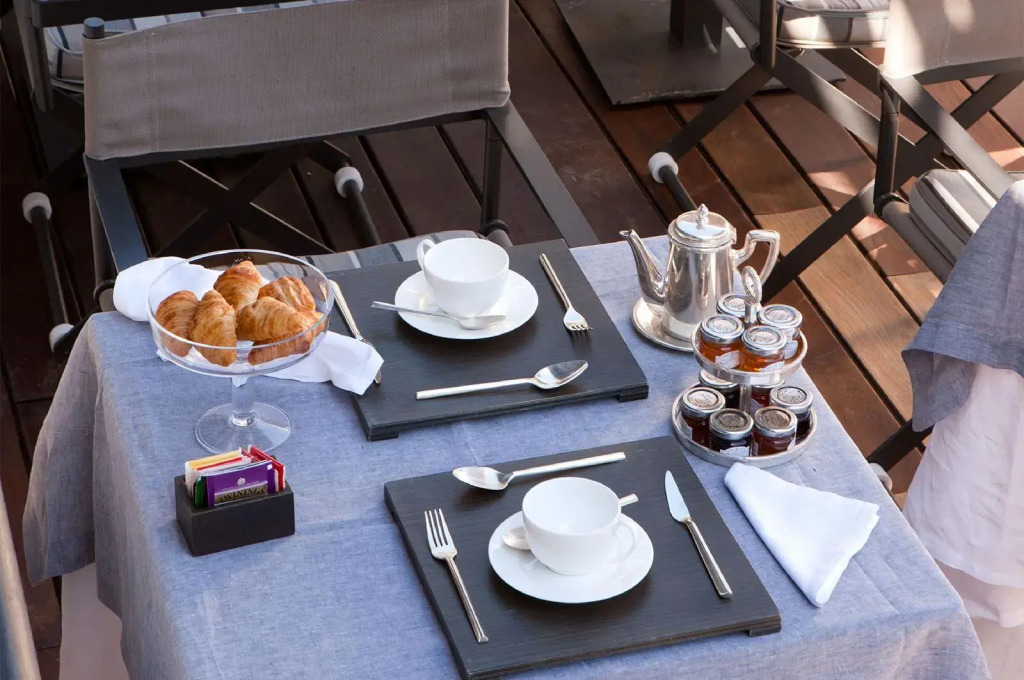Eight Hotel Paraggi