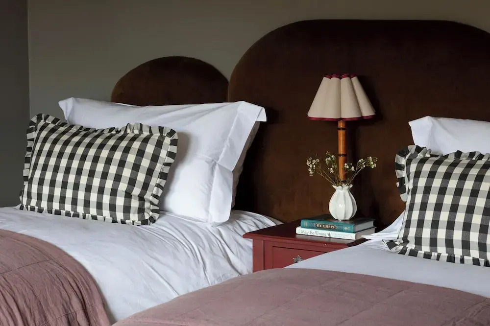 The Kirkstyle Inn & Sportsman Rest