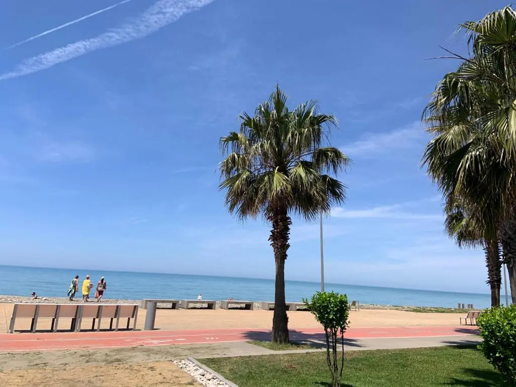 Batumi Metro Plus 0855 first line by the sea