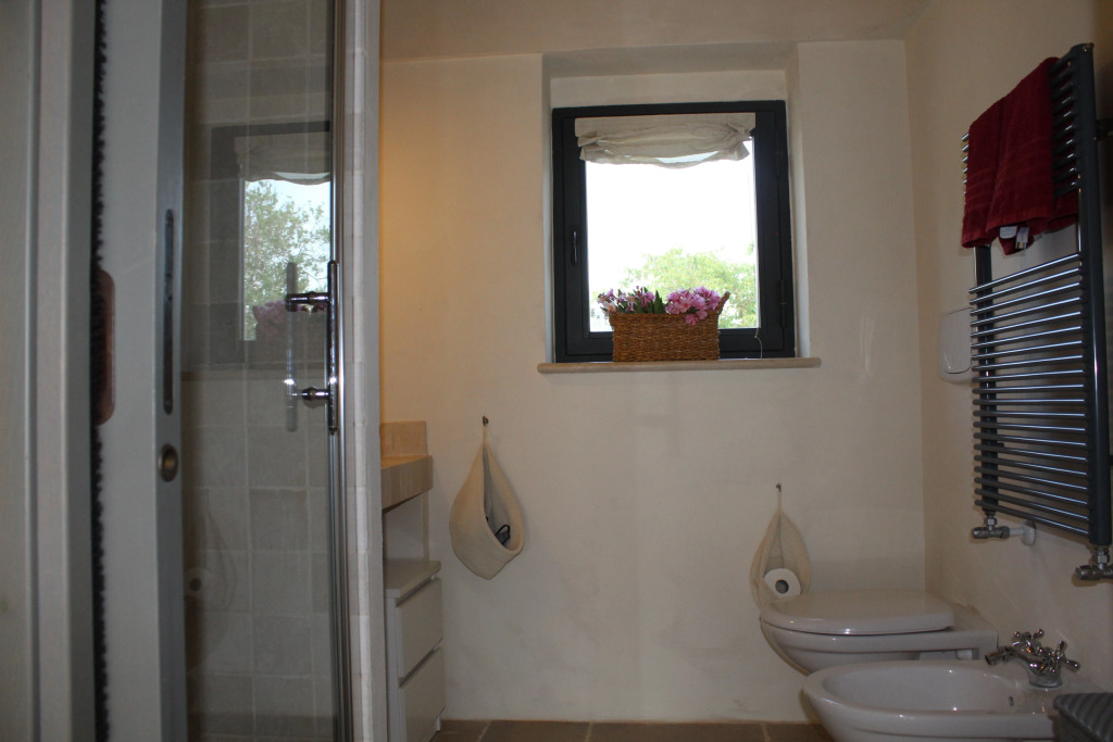 Ostuni,trullo fiabesco con piscina