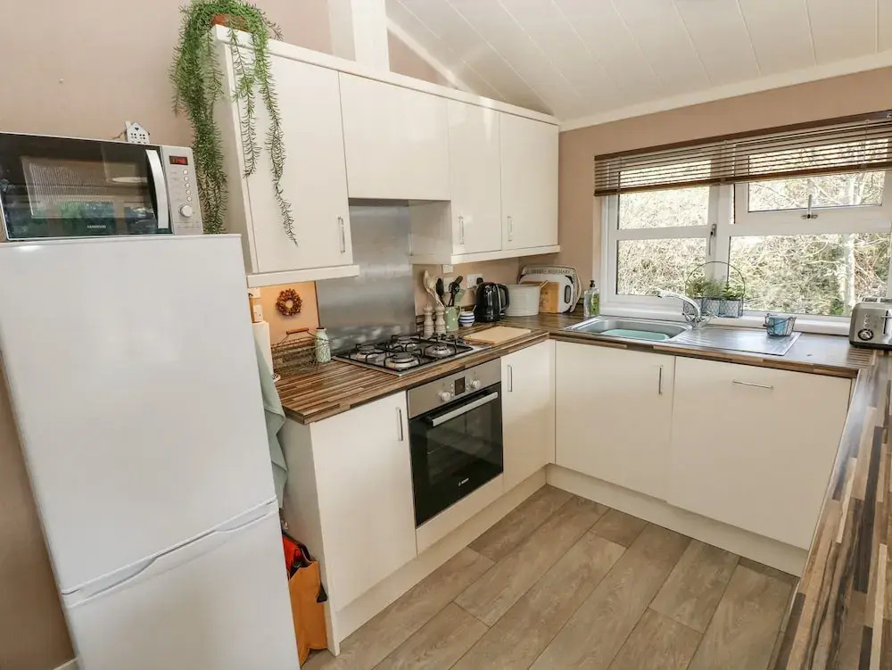 1 Hornbeam Lodge