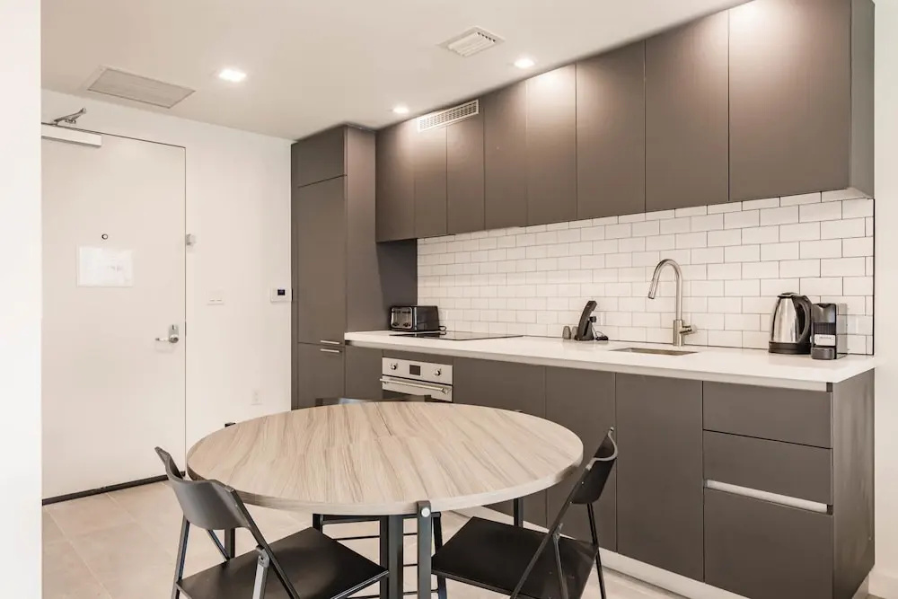 Modern Muse - Luxury Hotel Meets Miami Apartment